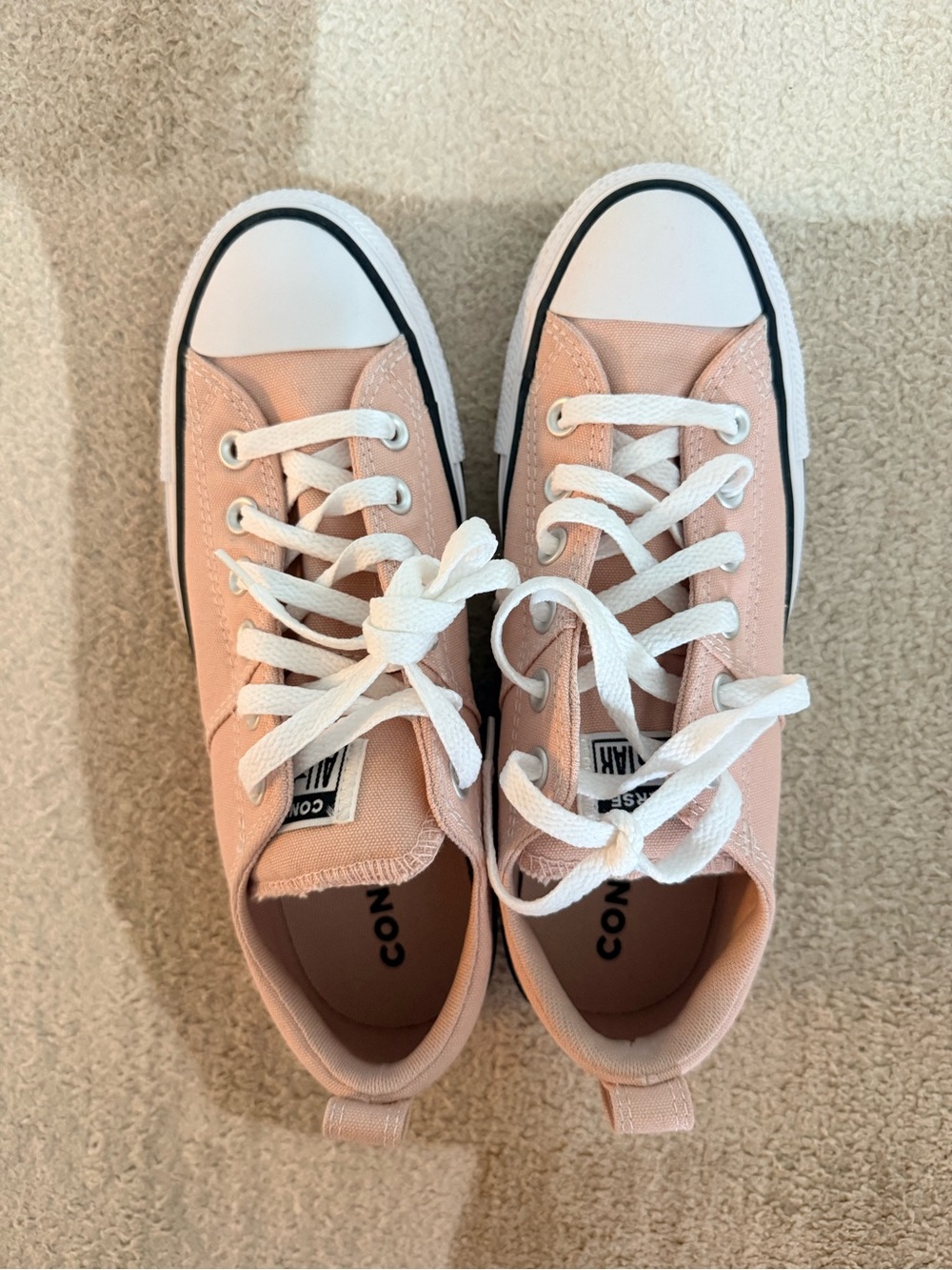 Converse Low Top Sneakers in Soft Pink and White - Picture 1 of 4
